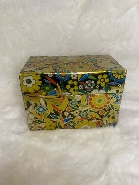 J CHEN Vintage Recipe Box